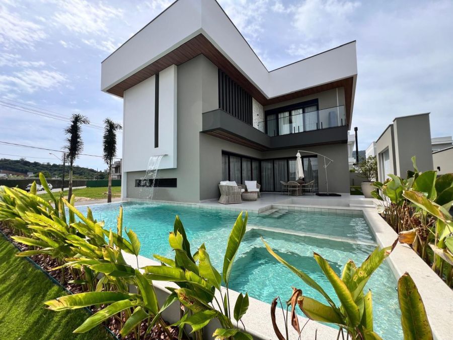 Casa em Condom�nio - Venda - Santa Regina - Camboriu - SC